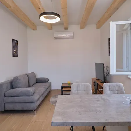 아파트 New! Adriatic Shell - 10 Min Walk To 트로기르