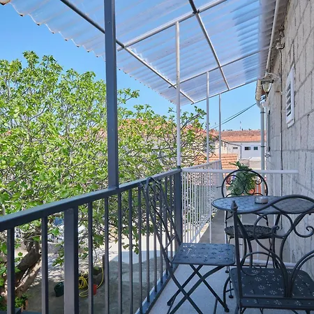 New! Adriatic Shell - 10 Min Walk To *